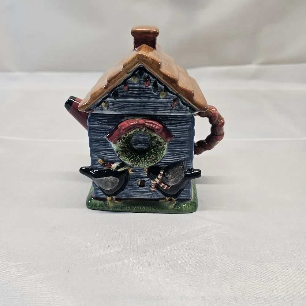 Debbie Mumm‎ Mini Teapot Christmas  Bird House